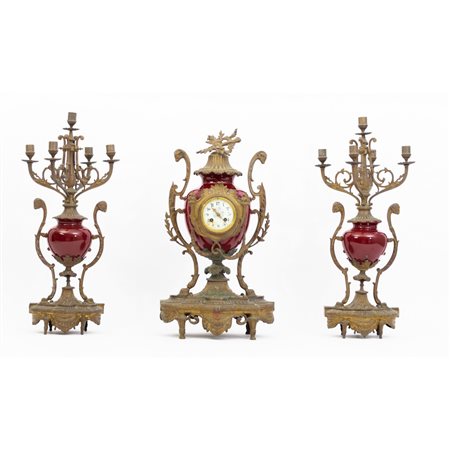 OROLOGIO E DUE CANDELABRI