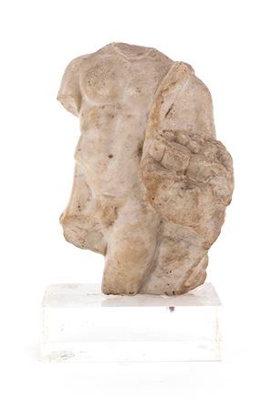 Piccolo torso virile acefalo in marmo, XVII secolo