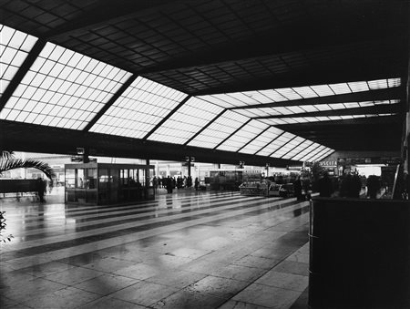 Gabriele Basilico (1944-2013)  - Firenze, Stazione di Santa Maria Novella, 1986