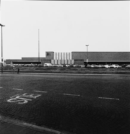 Gabriele Basilico (1944-2013)  - Firenze, Stazione di Santa Maria Novella, 1986