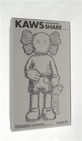 Kaws (1974) Share, 2020;Vinile color grigio e rosa, 31 x 13 cm, Open edition,...