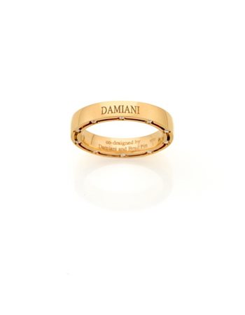 BRAD PITT per DAMIANI
Fedina in oro giallo con diamanti per complessivi ct. 0,2