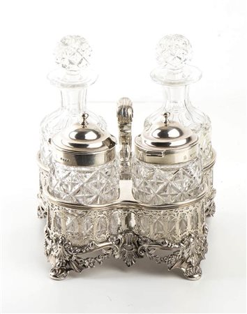 Rara cruet inglese William IV in argento con quattro bottiglie -  Londra 1836, maestri argentieri R & S GARRARD