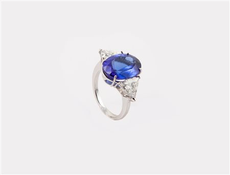  
Anello in oro con tanzanite e brillanti 
 Misura 16