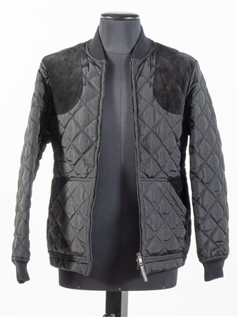 GUCCI Bomber trapuntato imbottito nero con inserti in pelle scamosciata....