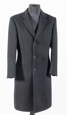 GIORGIO ARMANI Cappotto lungo maschile in cashmere nero. Riporta taglia 50....