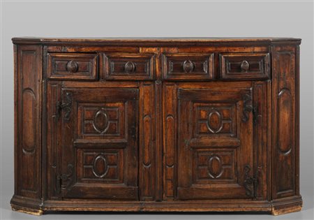 Grande credenza a quattro cassetti e due 