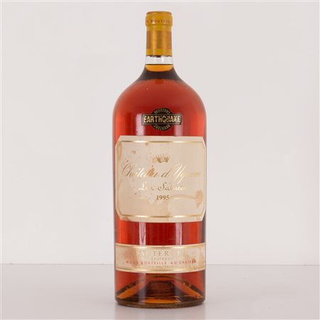  
Lotto di 1 bottiglia da 6 l. con confezione originale in legno Lur Saluces -Chateau d'Yquen 
 