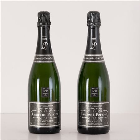  
Lotto di 2 bottiglie Champagne Laurent Perrier 
 