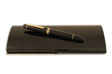 Penna stilo Montblanc Meisterstück Gold-Coated con punta in oro e platino