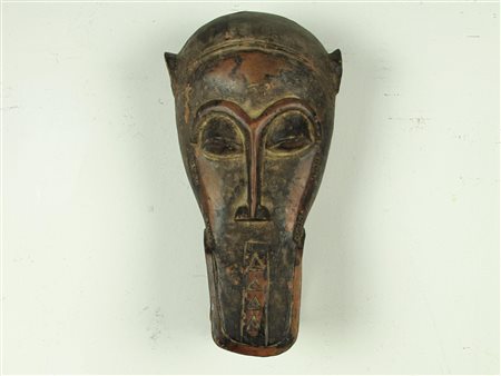 Maschera africana Legno Misure 42x24 cm