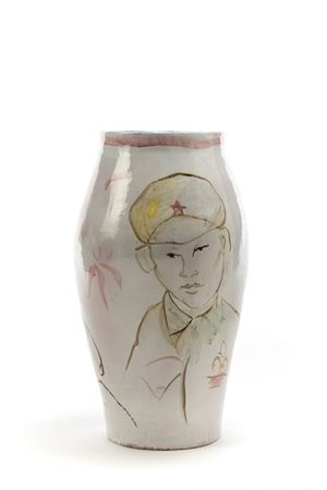 Ernesto Treccani Grande vaso in ceramica decorato con figure di soldato cinese,