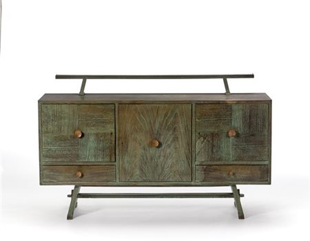 Credenza in legno di rovere tinto verde all'anilina a tre ante e due cassetti,