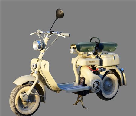 Piaggio Ape 50, restaurata, con accessori - Moto e Scooter In vendita a  Arezzo