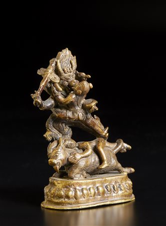  Arte Himalayana - Vajrabhairava in bronzo dorato 
Tibet, XIX secolo .