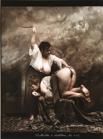 Jan Saudek(Praga 1935)LANDLADY WITH MAID stampa ai sali d'argento colorata a...