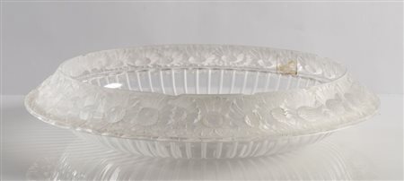 LALIQUE Ciotola "Marguerite" in cristallo. Cm 6,5x33. Alla base reca marchio...