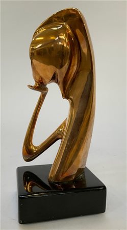 GEORGES CHARPENTIER "Senza titolo" 
scultura in bronzo dorato su base in legno v