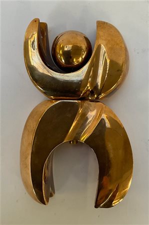 Giuseppe Marotta "Triade" 
scultura in bronzo dorato
h cm 14,5
Firmata e numerat