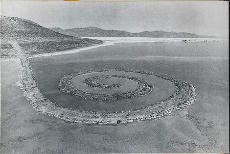 Stampa raffigurante opera di Robert Smithson Spiral Jetty
cm 65x99 (lievi difet