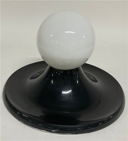 Achille Castiglioni Lampada da parete modello "Light ball". Produzione Flos, Mil