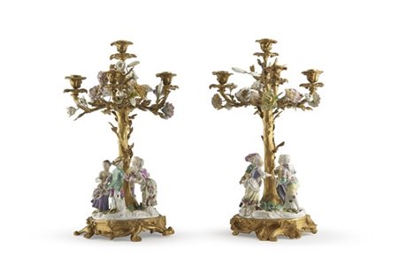 Manifattura di Meissen, secolo XIX. Coppia di candelabri in forma di albero in