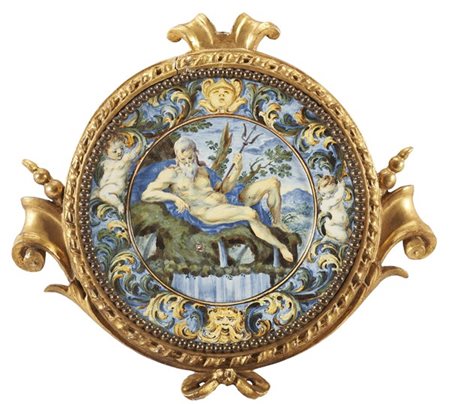 Carlo Antonio Grue (1655-1723). Nettuno, piattino in maiolica dipinta in policr