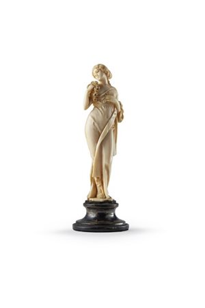 Arte tedesca, secolo XIX. Figura femminile, scultura in avorio (h. cm 10,5) Su