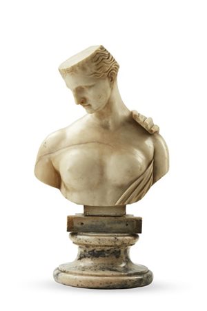 Busto di Psiche, scultura in marmi diversi su base circolare. Da un modello cla