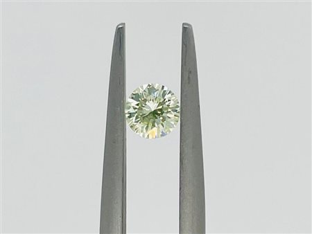 DIAMANTE 0,29 CT FANCY GIALLO VERDE PUREZZA SI1 - TAGLIO BRILLANTE -...