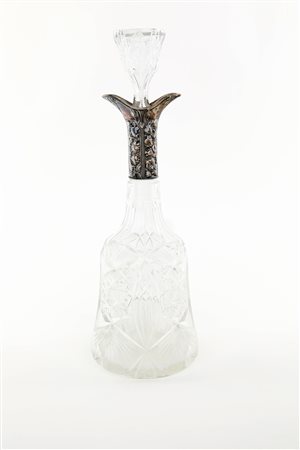  
Bottiglia in cristallo con tappo 
 altezza cm 35 - gr. 50