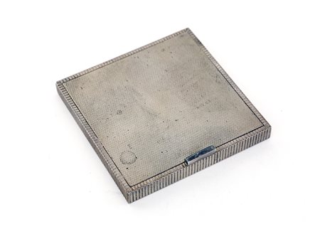  
Portacipria in argento 
 cm 0,8x7,6x7,6 - gr. 146 lordi