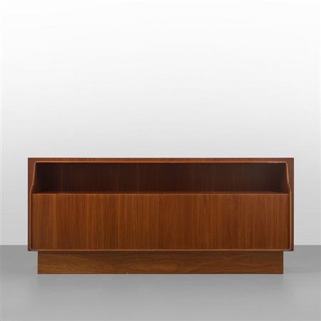 GIULIO MOSCATELLI <br>Una credenza, 1965. 