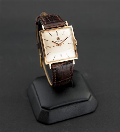 TISSOT Solo tempo, di forma, anni '60 29x29 Cassa in oro rosa, in due corpi;...