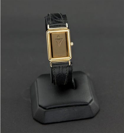 VACHERON & CONSTANTIN Solo tempo, di forma, modello "Harmony" anni '80 25x19...