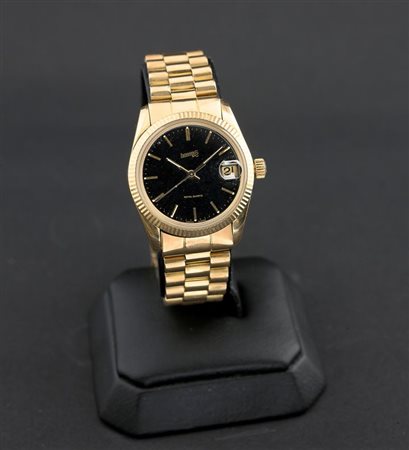 EBERHARD Solo tempo, anni '80 Diam 32 Cassa e bracciale in oro giallo, in tre...