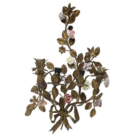 Capodimonte - Applique a 4 luci metallo dorato con applicazioni di fiori in porcellana di Capodimonte, Primi 20° secolo 