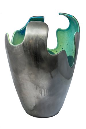 Gerry De Bastiano, Green Collapsing Vase. 
