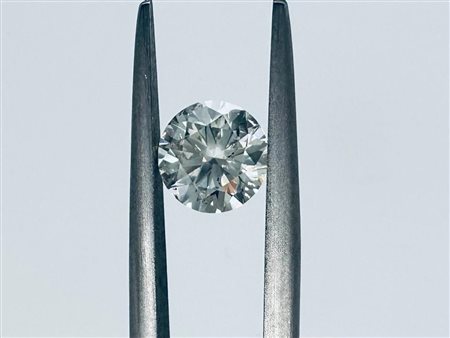 DIAMANTE 1,02 CT NATURAL FANCY GRIGIO CHIARO - PUREZZA SI3 - TAGLIO BRILLANTE...