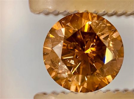 DIAMANTE 2,02 CT COLORE FANCY MARRONE ARANCIO UNIFORME TAGLIO BRILLANTE -...