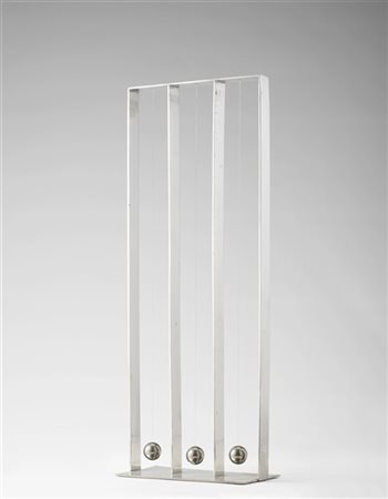 Fausto Melotti "Scultura A (I pendoli)" 1968 (1971)
acciaio inox
cm 40x15x8
Firm