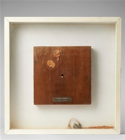 PIERO MANZONI "Fiato d'artista" 1960
palloncino, corda, piombini e base in legno