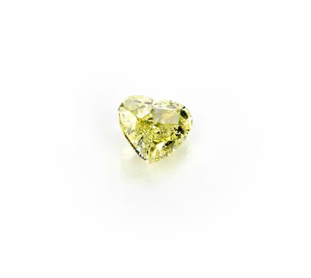  
Diamante in taglio cuore, ct. 2,01 fancy yellow 
 