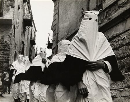 FERDINANDO SCIANNA (1943-) Processione - Il Venerdì Santo a Collesano –...