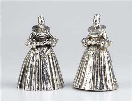 Coppia di campanelli figurativi tedeschi in argento - Hanau fine XIX secolo, maestro argentiere  B. NERESHEIMER & SOHNE