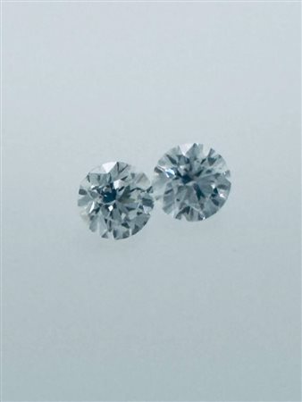 2 DIAMANTI 0,37 CT COLORE F-G - PUREZZA VS - TAGLIO BRILLANTE - CERTIFICATO...