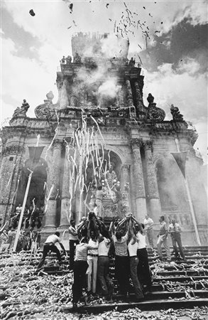 Giuseppe Leone (1936)  - Palazzolo Acreide, Festa di San Paolo, 1986