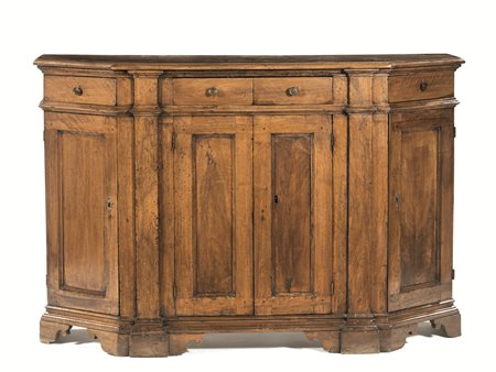 Piccola credenza, Veneto, fine sec. XVIII, in noce a patina bionda, piano...