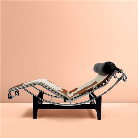 Chaise longue nello stile di Le Corbusier
