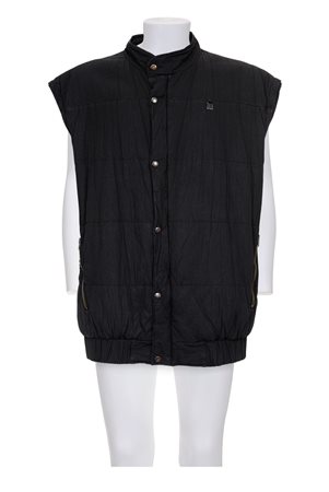 RAF SIMONS Lightweight padded sleeveless bomber DESCRIPTION: Lightweight...